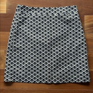 Ann Taylor Factory Navy and Gold Patterned Skirt 10